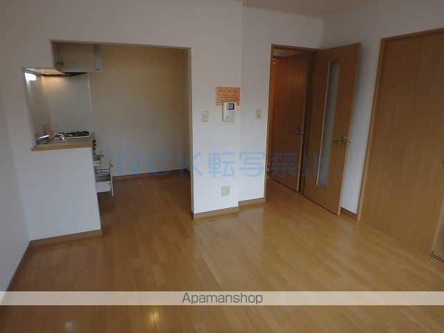 フリーダムハイツNの内装写真
