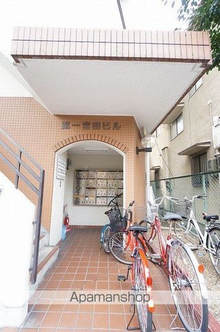 第一吉田ビルの玄関写真