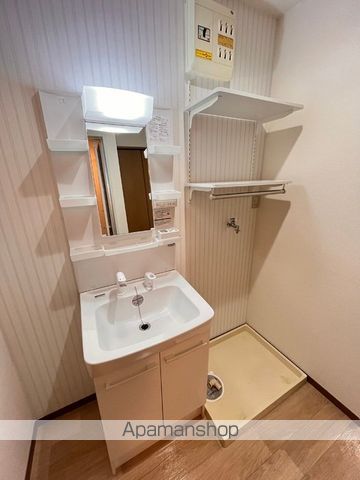 ハイカムール花尻 B棟の内装写真