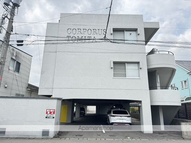 コーポラス冨田の外観写真