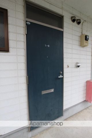 総和ハイツの玄関写真