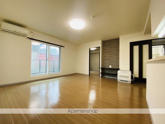 クレールマンション湯川の内装写真
