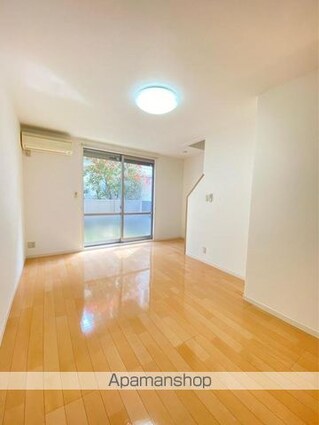 ディアス松縄Ｂ棟[1LDK/52.9m2]のリビング・居間