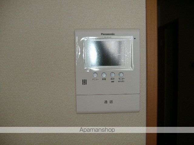 ロイヤル木の家 II番館の内装写真