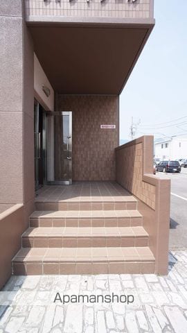 ヴィクトワールの玄関写真