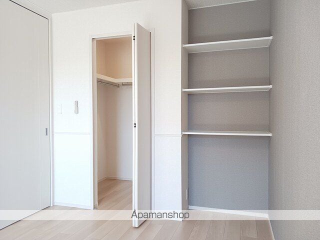 プレシャス ジェムの内装写真