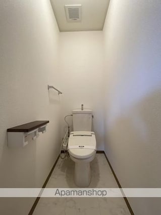 ファミール河野Ａ・Ｂ・Ｃ棟[2LDK/57.85m2]のトイレ