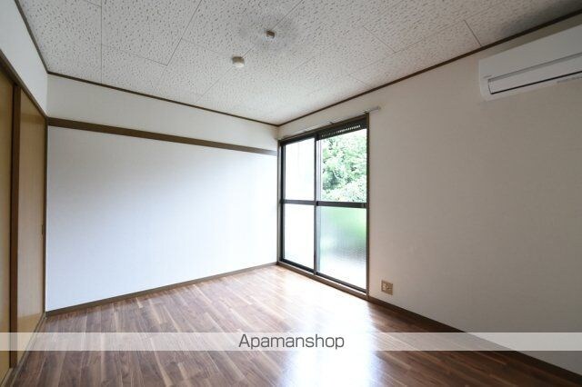 ファミーユ中落合[2K/30.06m2]のリビング・居間4