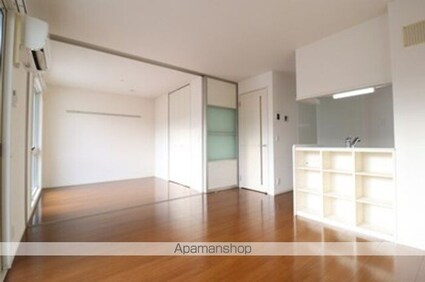 クリアシーズンズ　Ｄ[2LDK/68.21m2]のリビング・居間