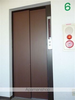 和歌山県和歌山市新中通２丁目[1K/33.89m2]の共用部3