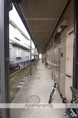 西武鉄道新宿線 南大塚駅 徒歩18分 2階建 築32年の外観写真