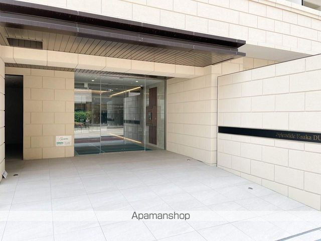 スプランディッド江坂DUEの玄関写真