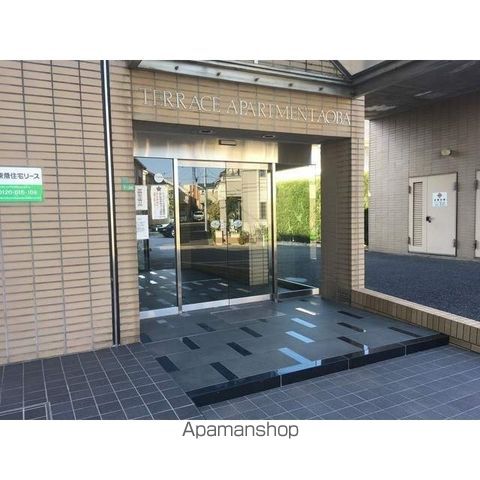 テラスアパートメント青葉の玄関写真