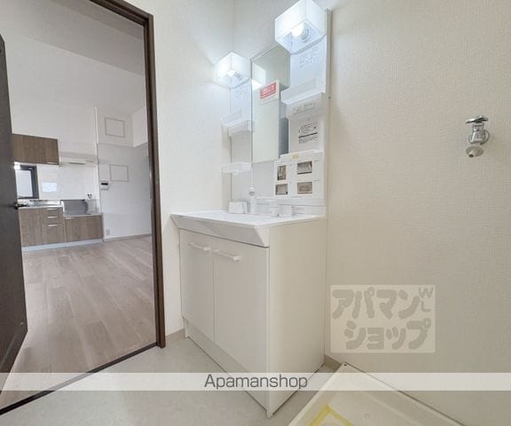 オーキッド山下の内装写真