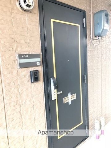 ハイツヒオキの玄関写真