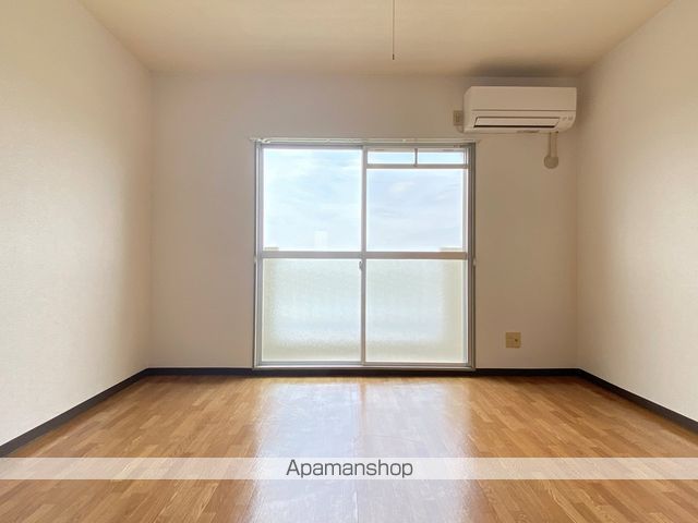 グリーンハイツ根洗の内装写真