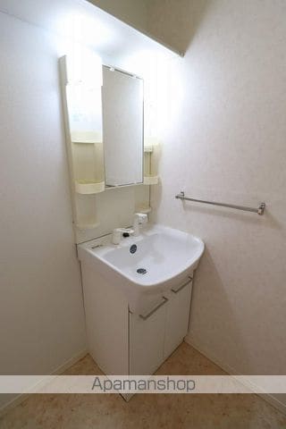 フレグランス本市場ABの内装写真