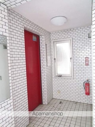 東京都中野区本町６丁目[1R/18.9m2]の共用部1