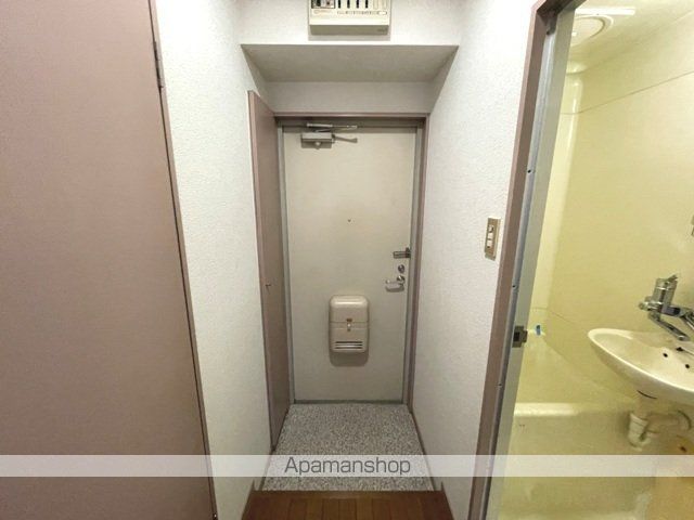 芥川ロイヤルマンションの内装写真