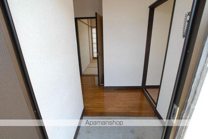 三の丸ハイツＢ棟[3K/49.68m2]の玄関