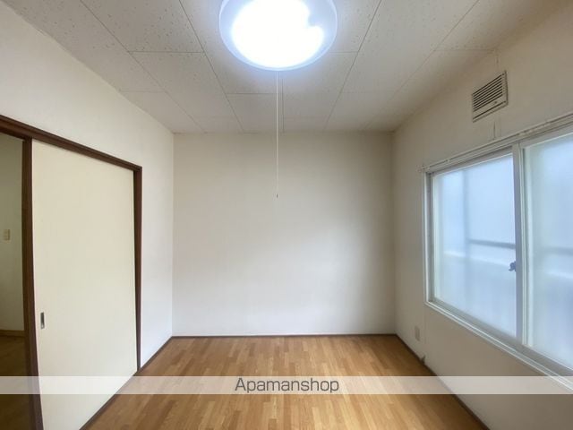 グランディール富岡IIIの内装写真