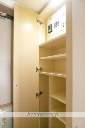 東京都新宿区中落合３丁目[1R/26.07m2]の収納