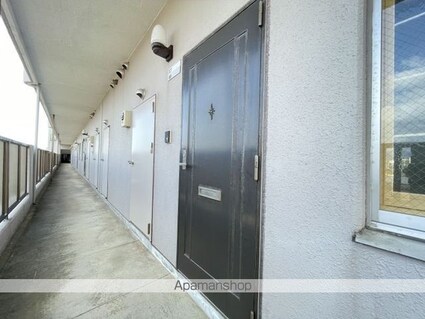 グロリアハイツ若松[3LDK/77.9m2]のエントランス2