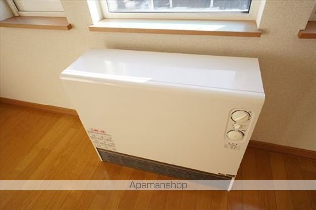 BONNARD NOAHの内装写真