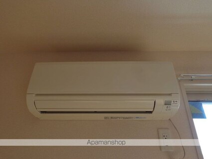 ヴィラ・ラシュレ　Ａ棟[2LDK/70.62m2]の内装1