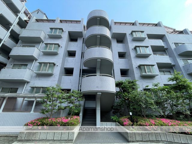 白鷹松下町マンションの外観写真