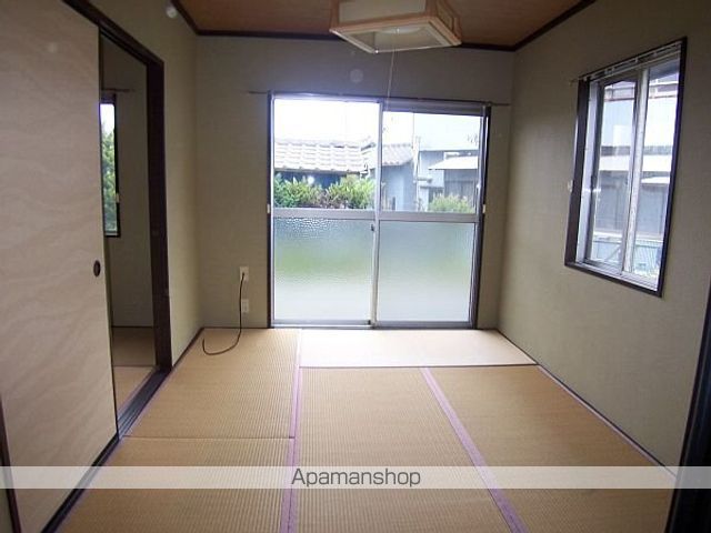 タウンハイツ芳浜の内装写真