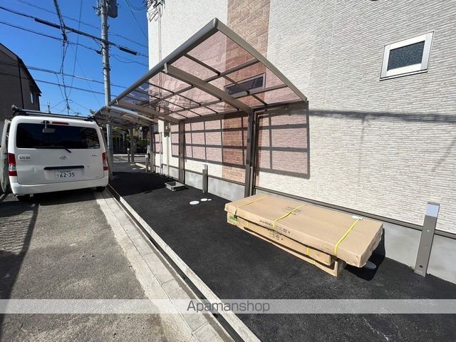 クリエオーレ上島町の玄関写真