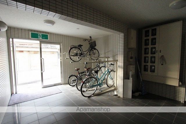 秀英ビル2の玄関写真