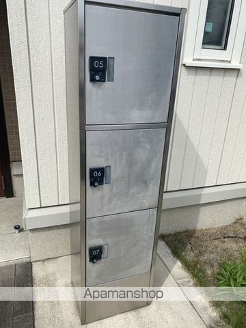 フルール B棟の外観写真