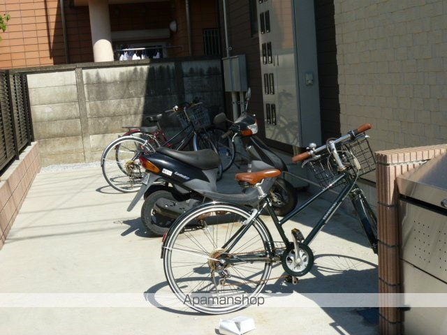 東京都立川市柏町３丁目[1K/36.69m2]の共用部2