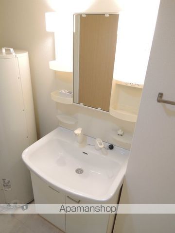 UURコート札幌南三条プレミアタワーの内装写真
