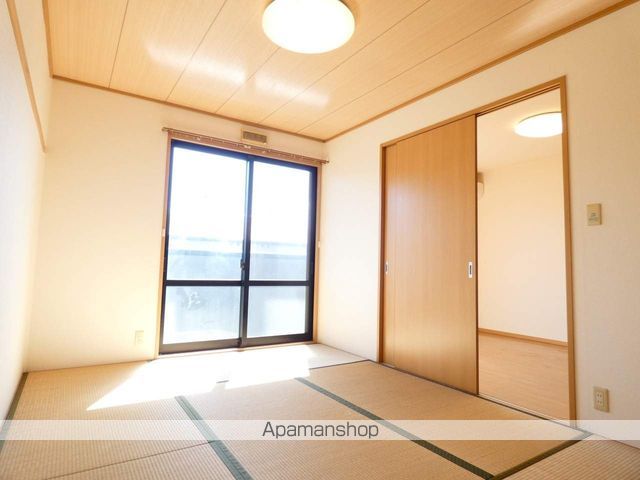 ゼファーBの内装写真