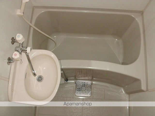 レオパレス波寄の内装写真