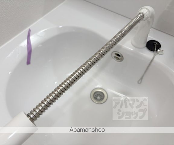 F ASECIA PHAONの内装写真