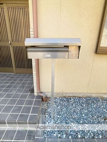 名鉄名古屋本線 東岡崎駅 徒歩12分 2階建 築43年の外観写真