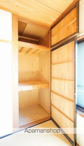 袋井市 1階建 築38年の内装写真