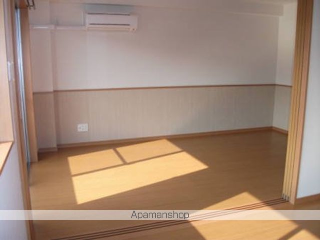 ROOM BOWWOWの内装写真