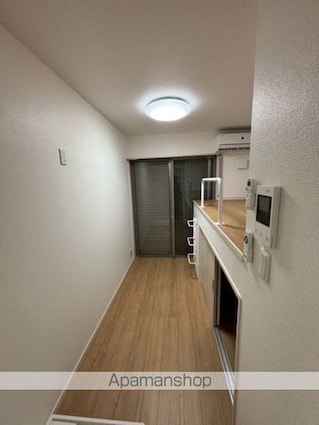 トモイエレジデンス中野[1K/12.52m2]のリビング・居間1