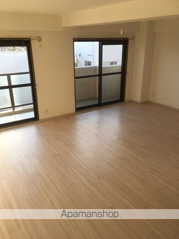 GRANDE苦楽園口の内装写真