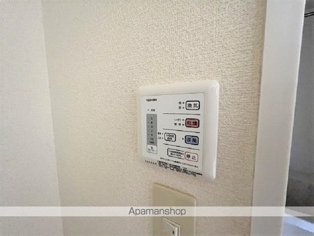 レオパレスWestCourtIIの内装写真