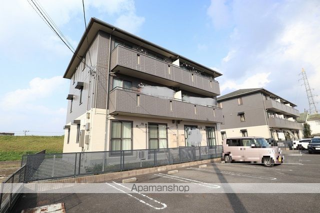 リビングタウン吉成 A棟