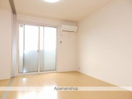 シャローム[1LDK/36.58m2]のリビング・居間