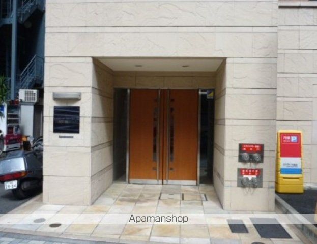 レジディア新川IIの玄関写真