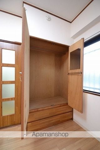 エステート三滝の内装写真