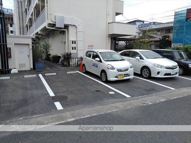 リエス和歌山駅前[2LDK/62.37m2]の駐車場